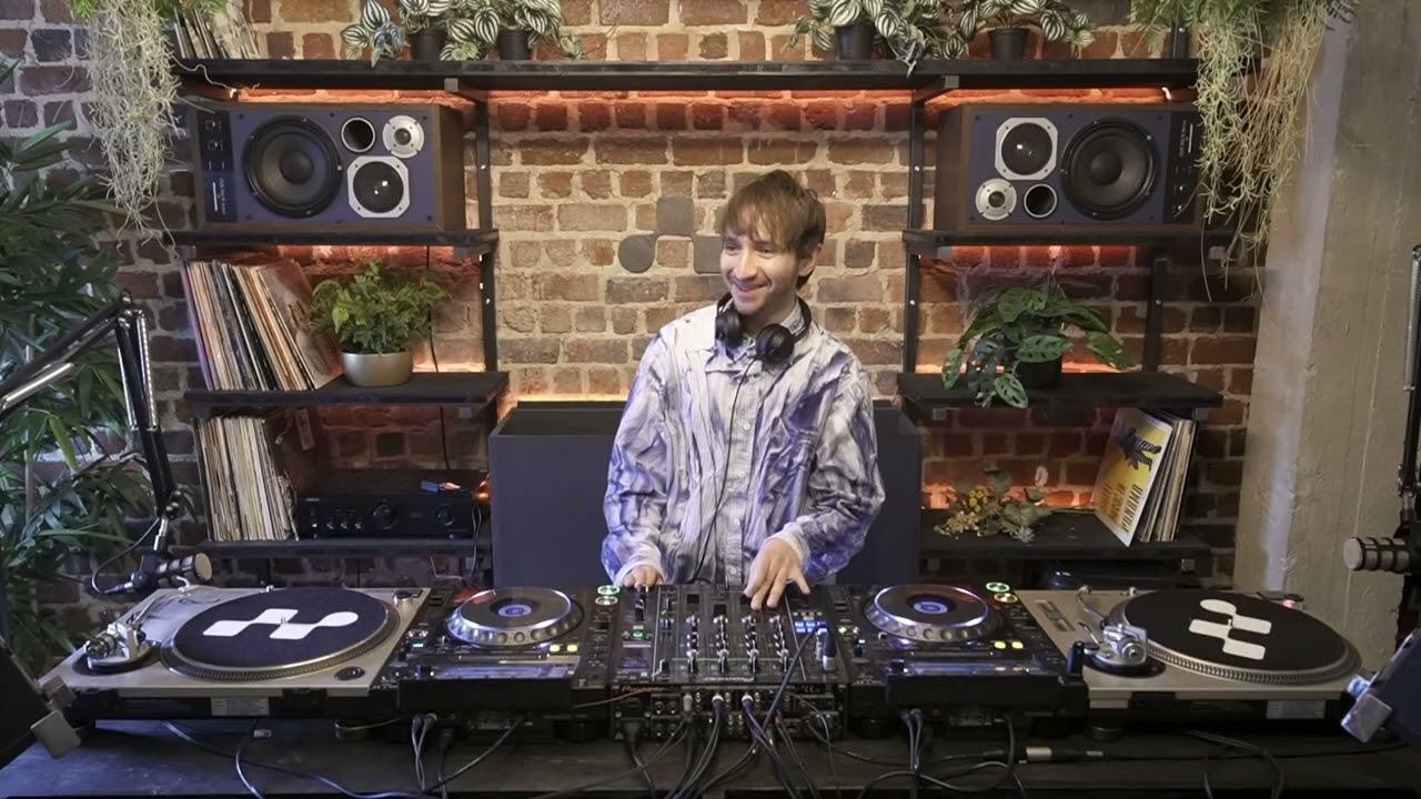 ILIANE | Microwave | Ambient, Textured, Rhythmic mix | 15.02.2026